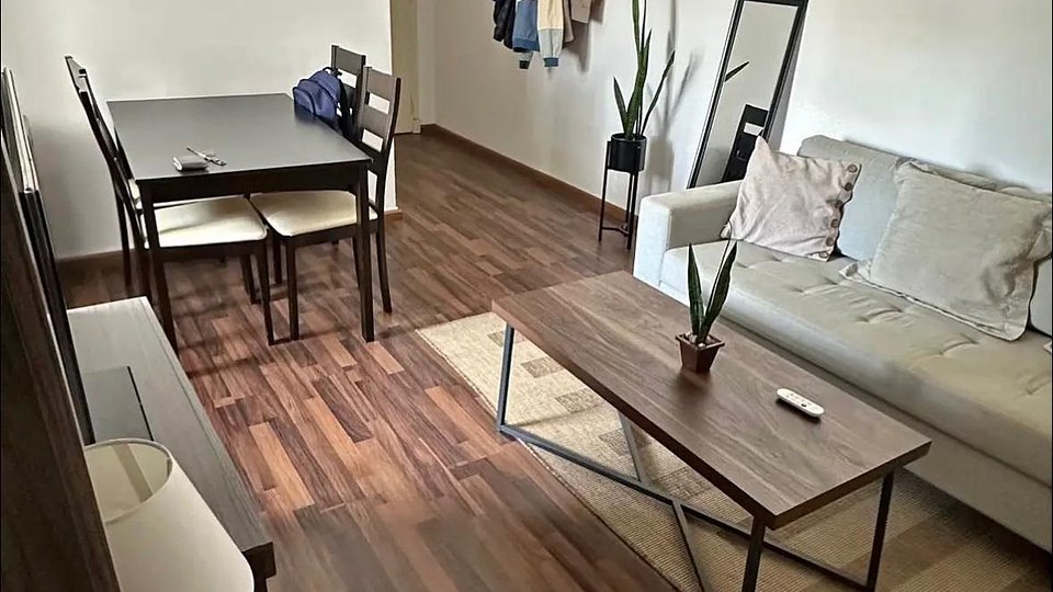 Apartamento de 1 dormitorio, con muy buena ubicacion!