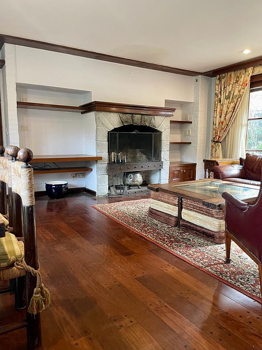 Importante casa en zona residencial de Carrasco Sur